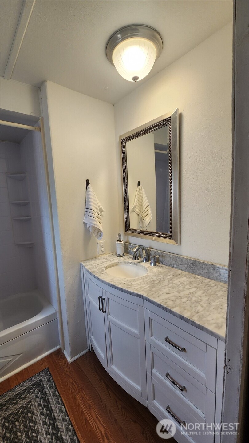 81 Tacoma Avenue Property Photo 26