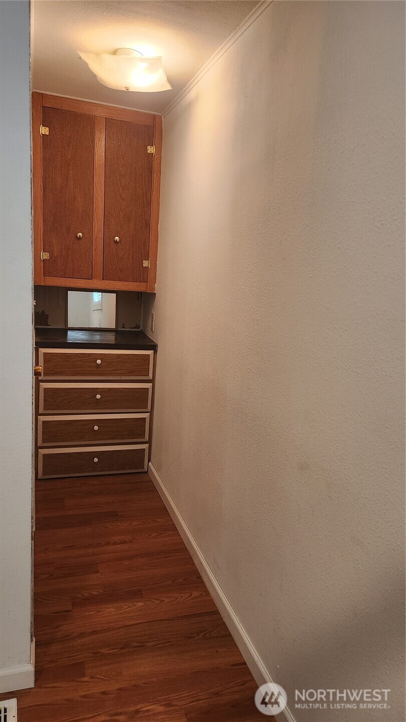 81 Tacoma Avenue Property Photo 27