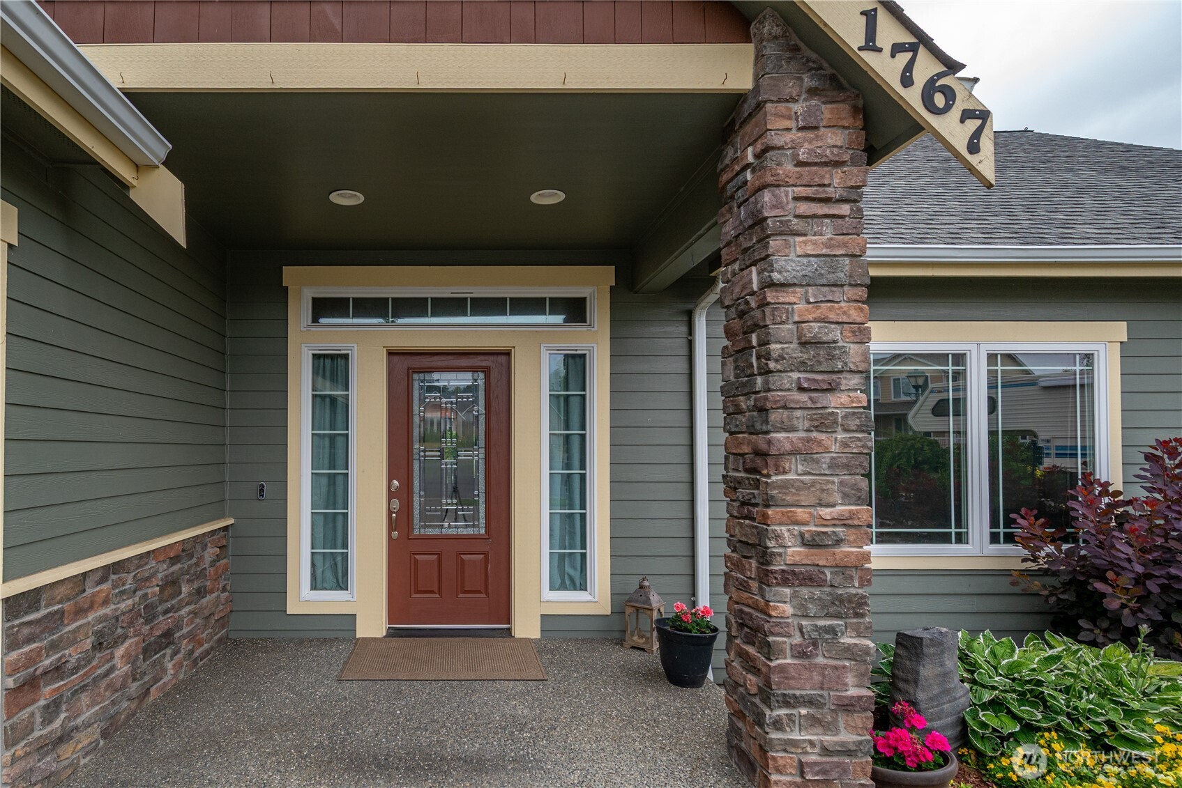 1767 Sw Waterside Court Property Photo 3