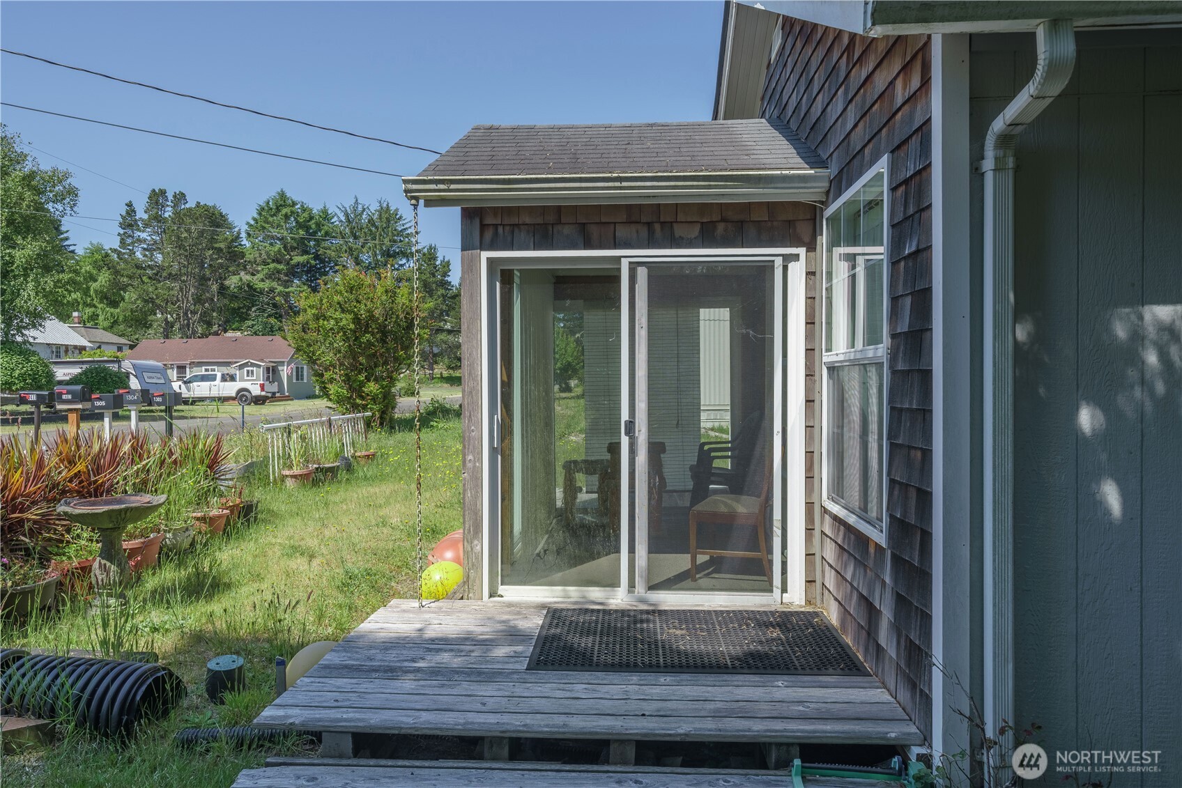 1305 268th Place Property Photo 4