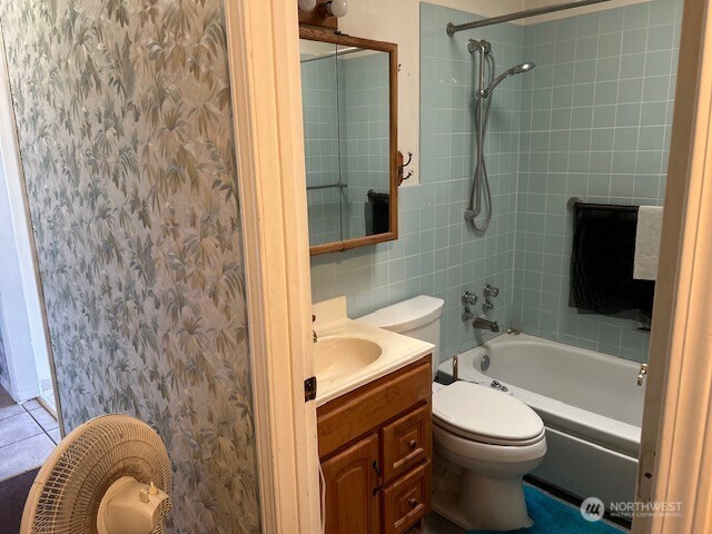 9042 Forrestal Lane B Property Photo 10
