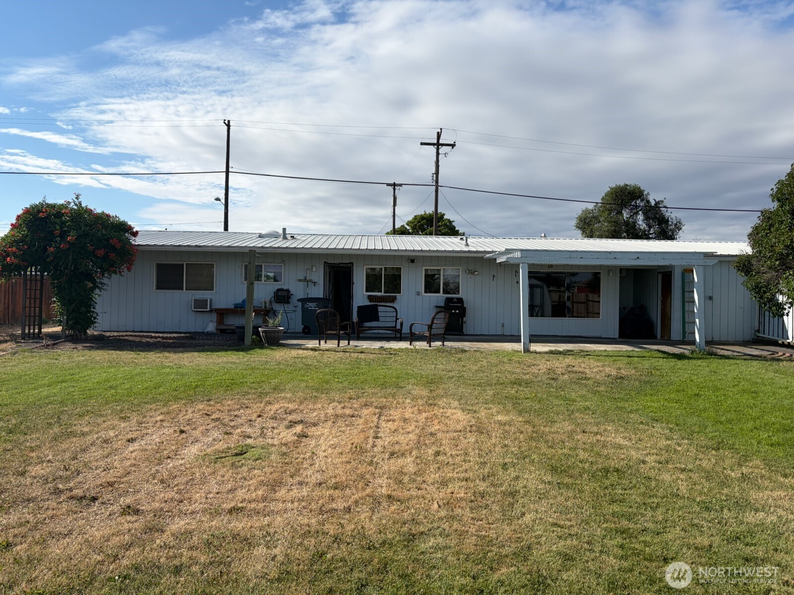9042 Forrestal Lane B Property Photo 15