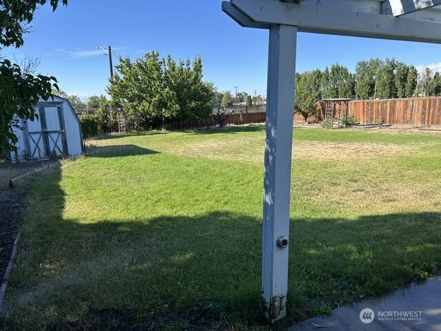 9042 Forrestal Lane B Property Photo 19