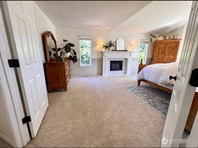 2453 Grand Avenue Property Photo 14