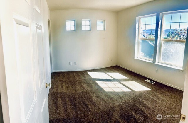 2453 Grand Avenue Property Photo 23