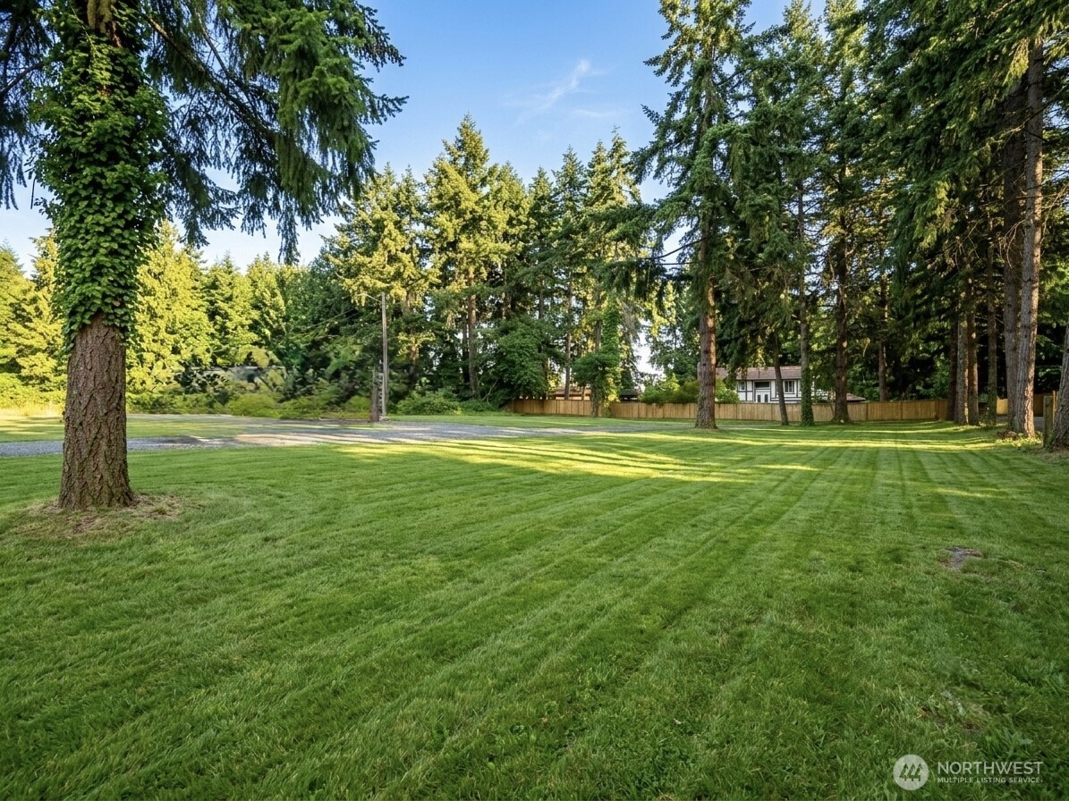 15205 22 Avenue Property Photo 6