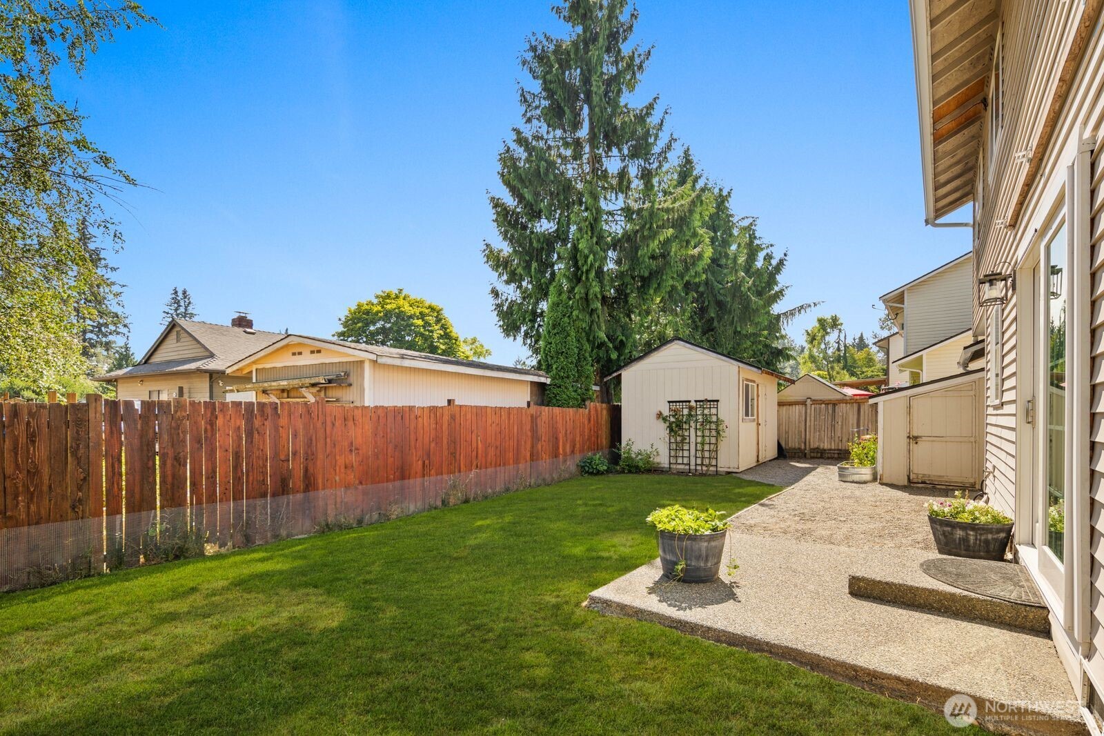 10008 2nd Place Property Photo 29