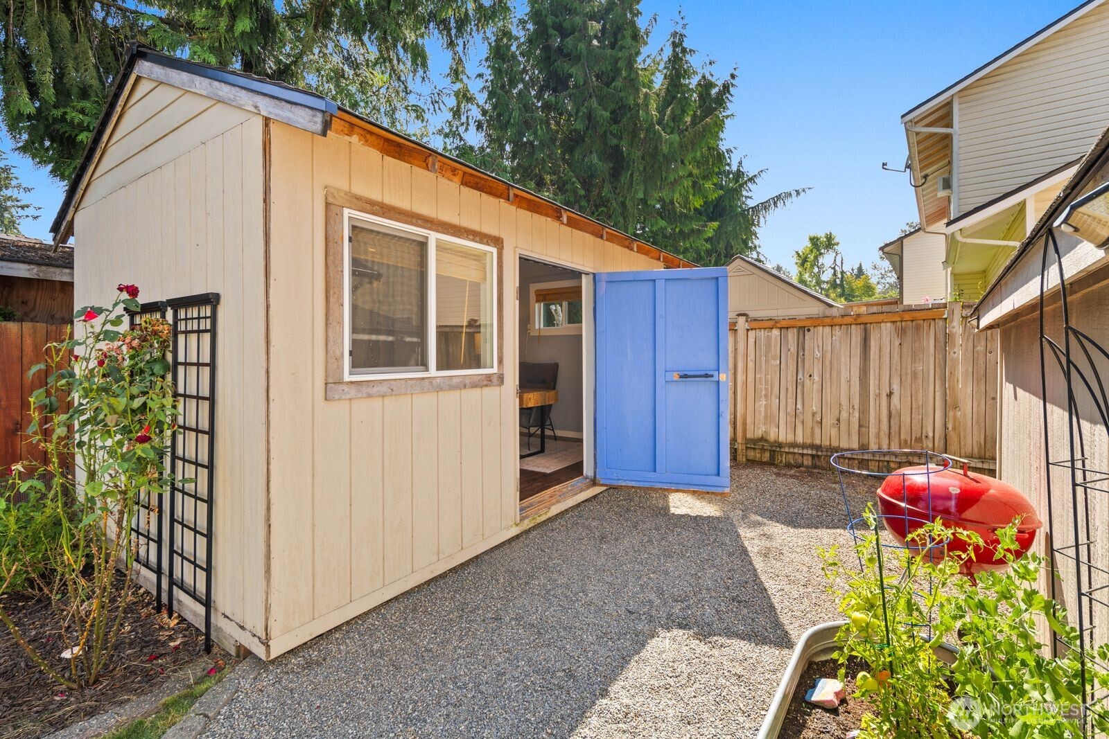 10008 2nd Place Property Photo 31