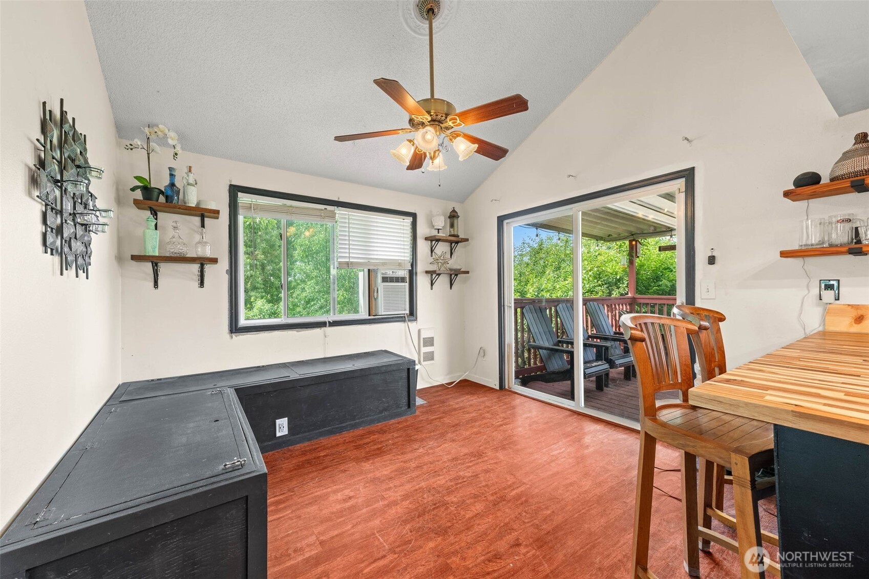 7237 Ridgemont Drive Property Photo 12