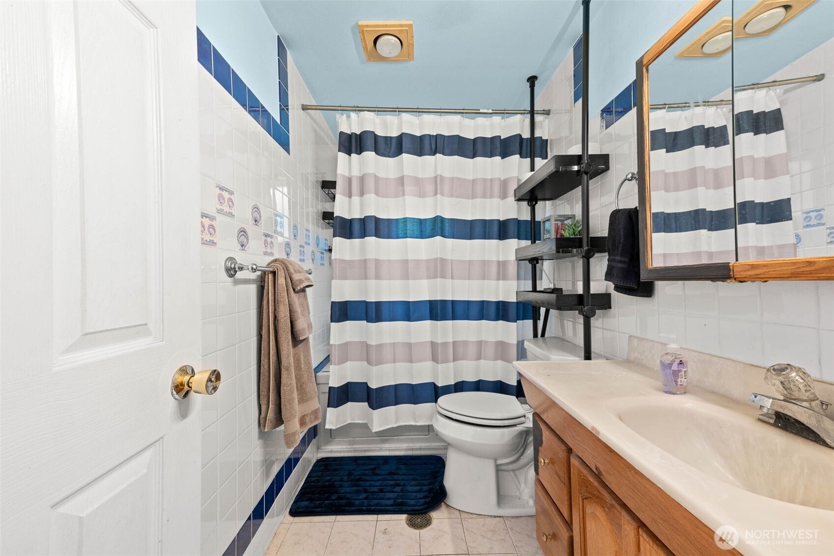 7237 Ridgemont Drive Property Photo 22