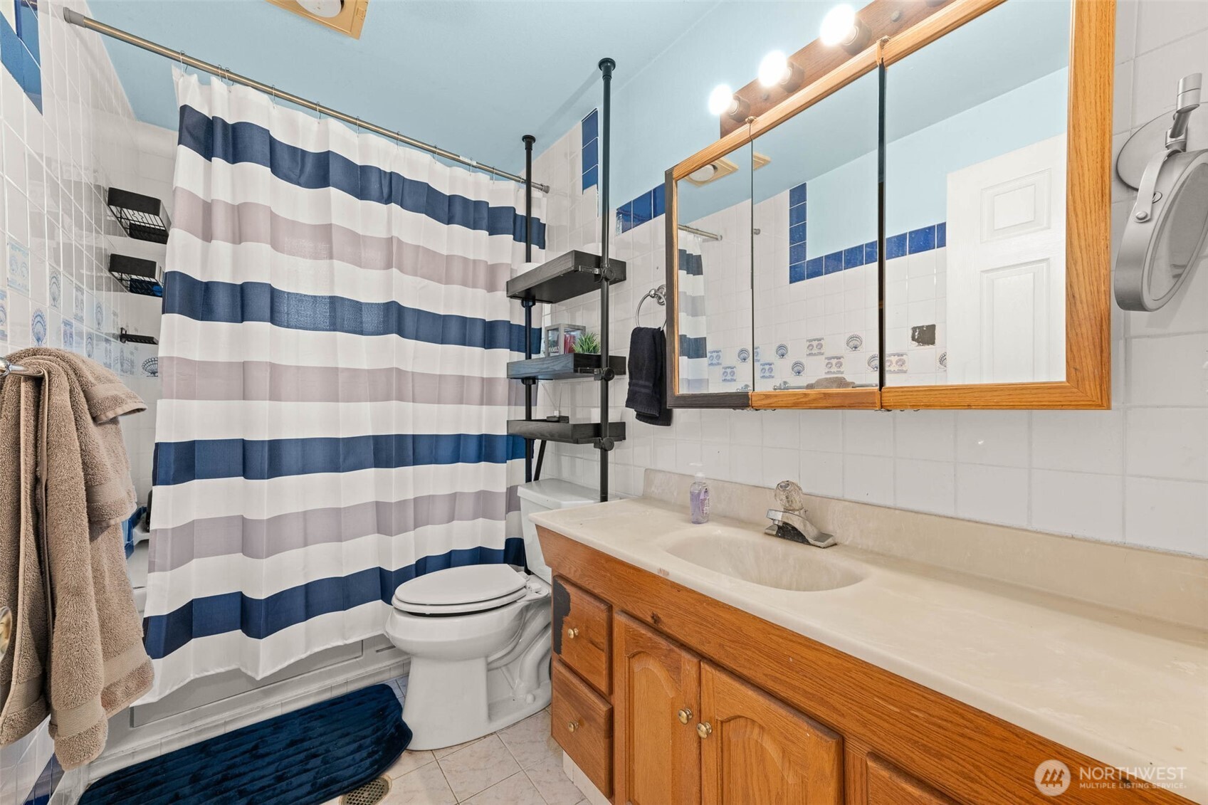 7237 Ridgemont Drive Property Photo 23