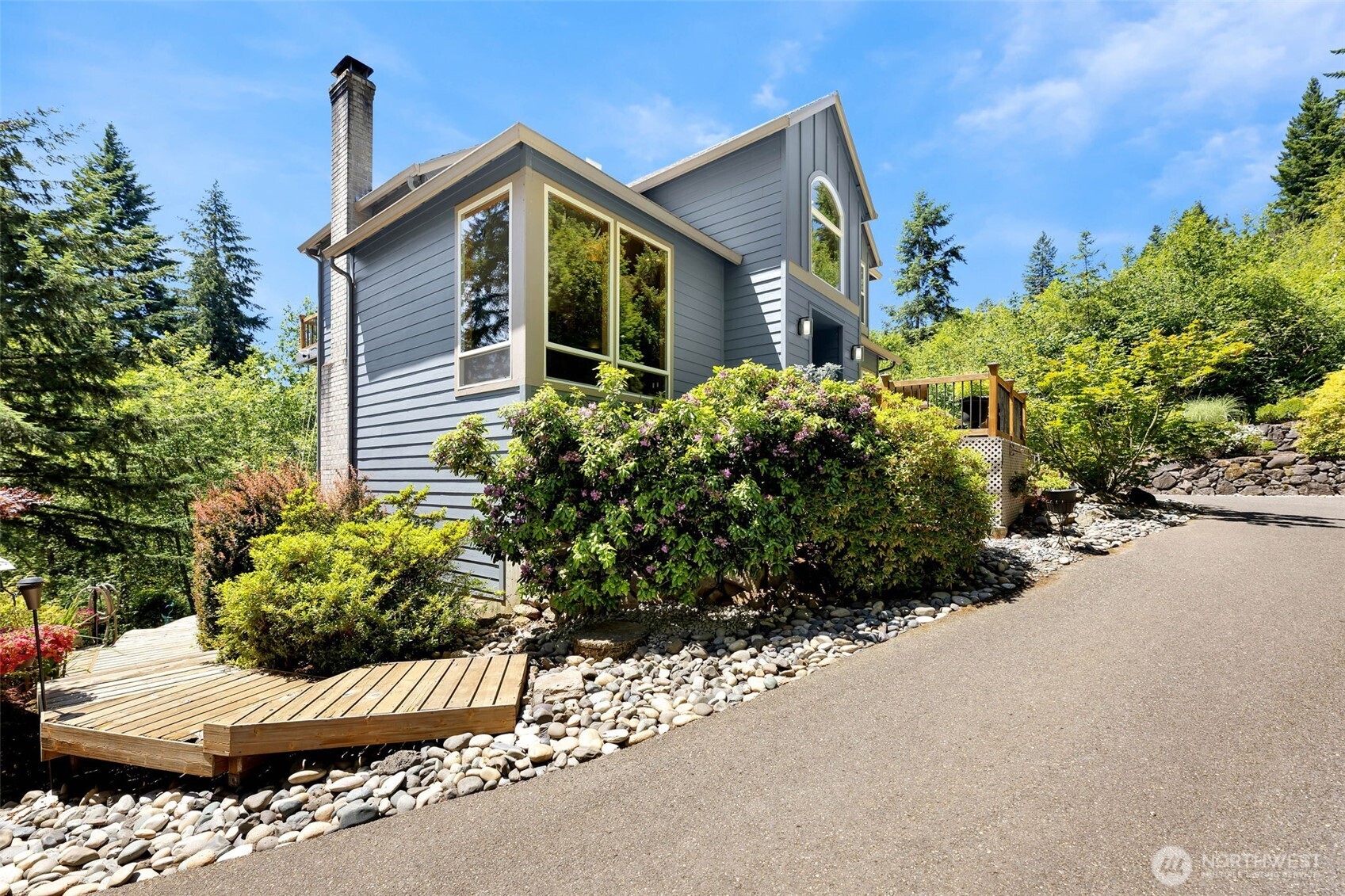 15212 Ne Winsor Drive Property Photo 3