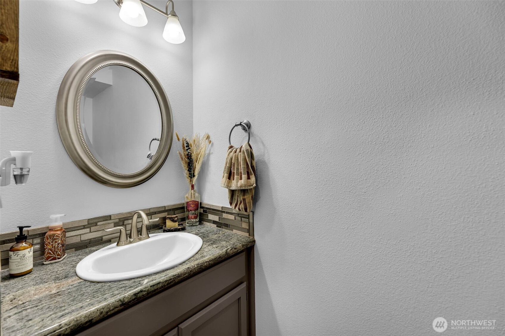 15212 Ne Winsor Drive Property Photo 15