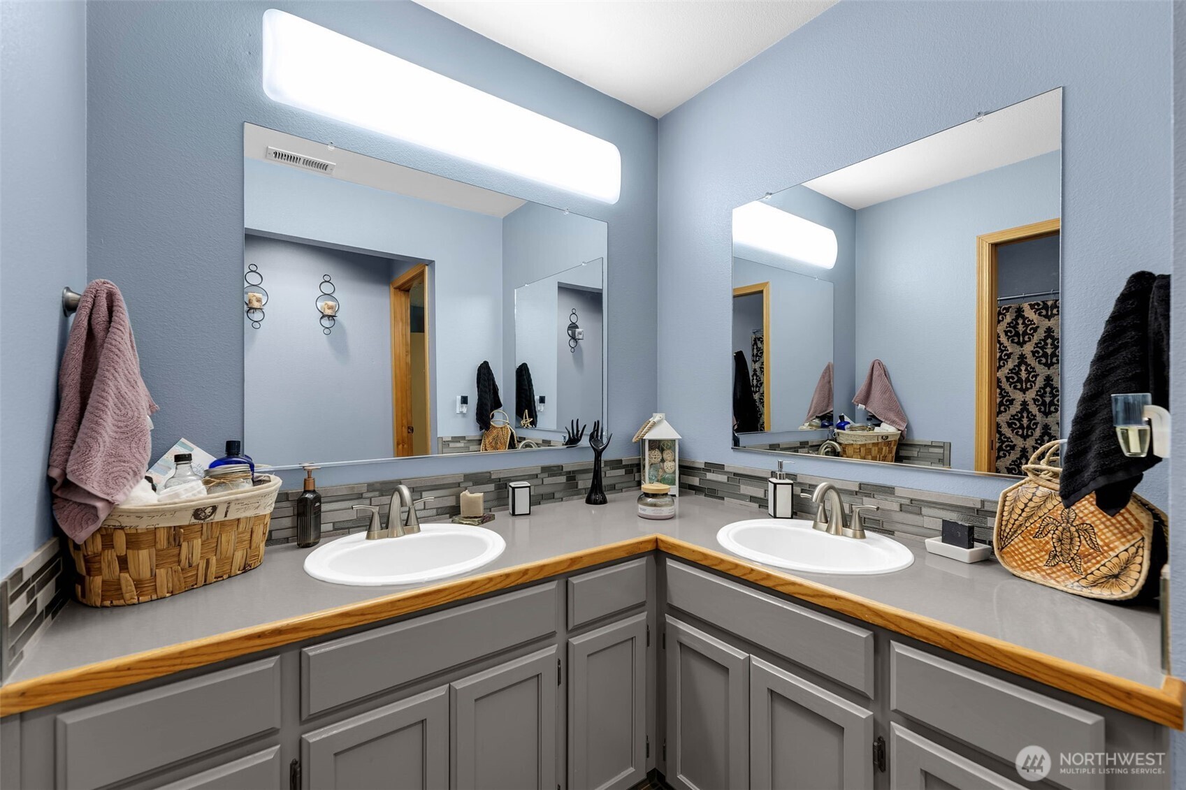 15212 Ne Winsor Drive Property Photo 23
