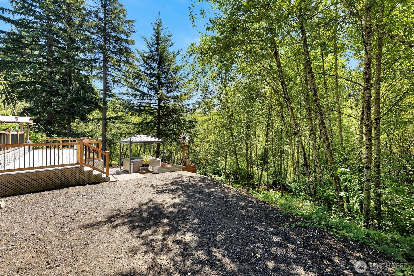 15212 Ne Winsor Drive Property Photo 37