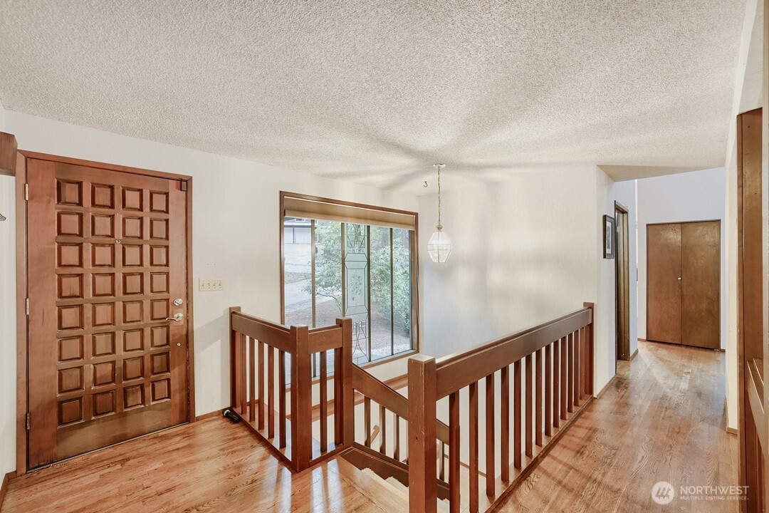 17419 151st Avenue Property Photo 6