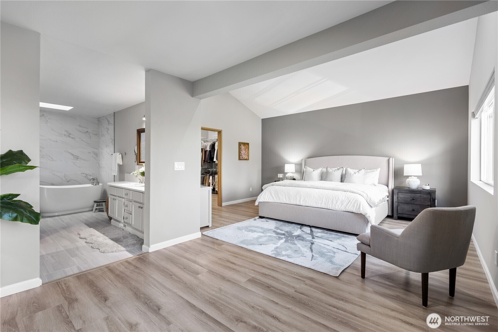 6021 158th Place Property Photo 16
