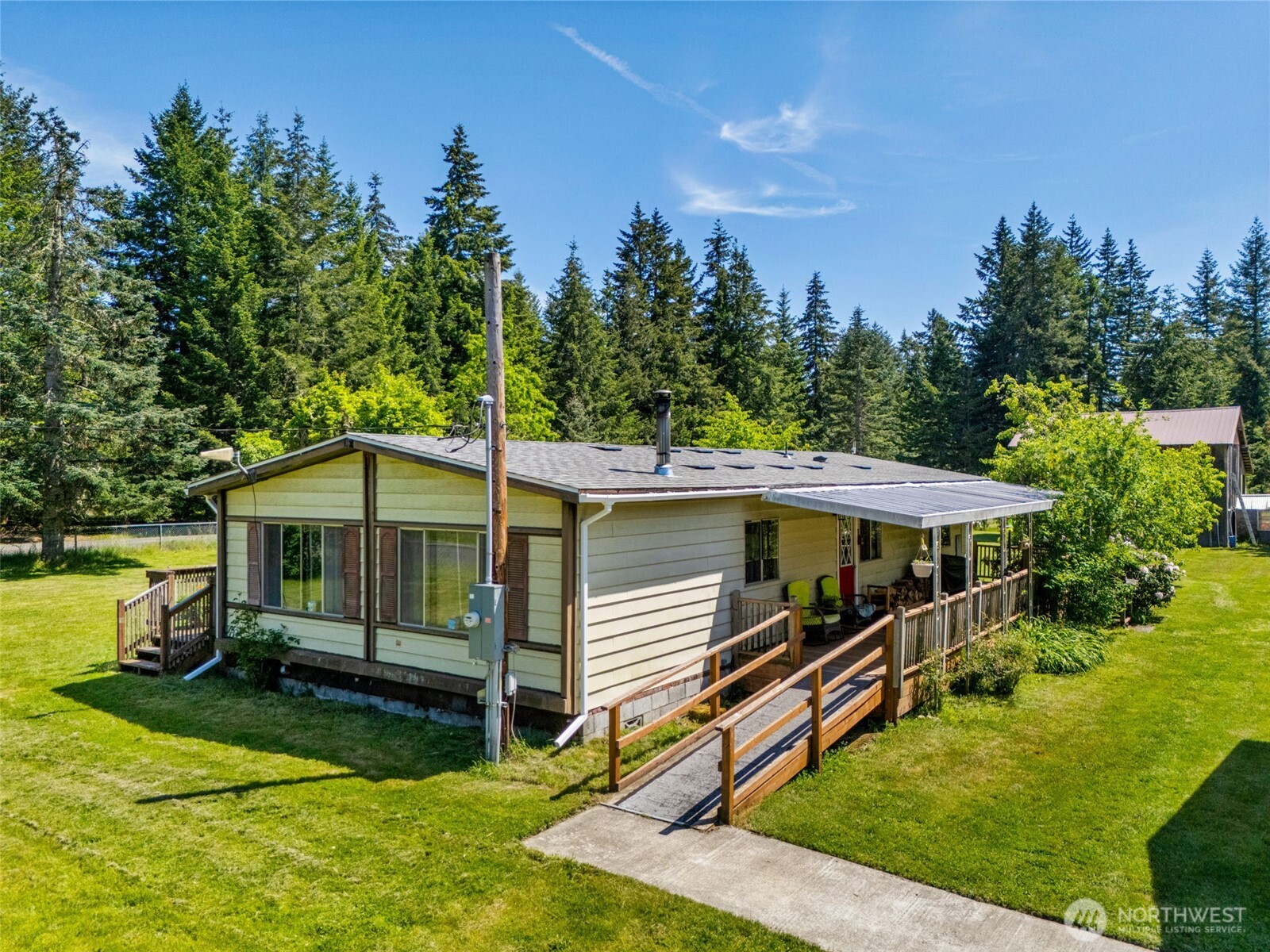 10739 128th Avenue Property Photo 1
