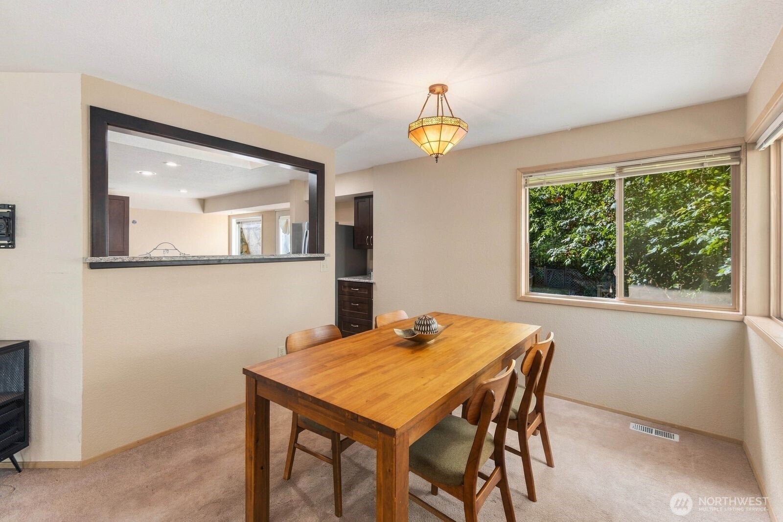 6922 N Meadowdale Road Property Photo 9