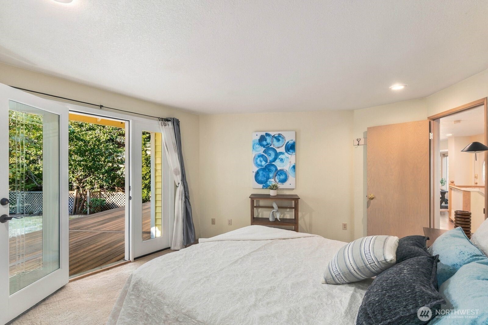 6922 N Meadowdale Road Property Photo 13