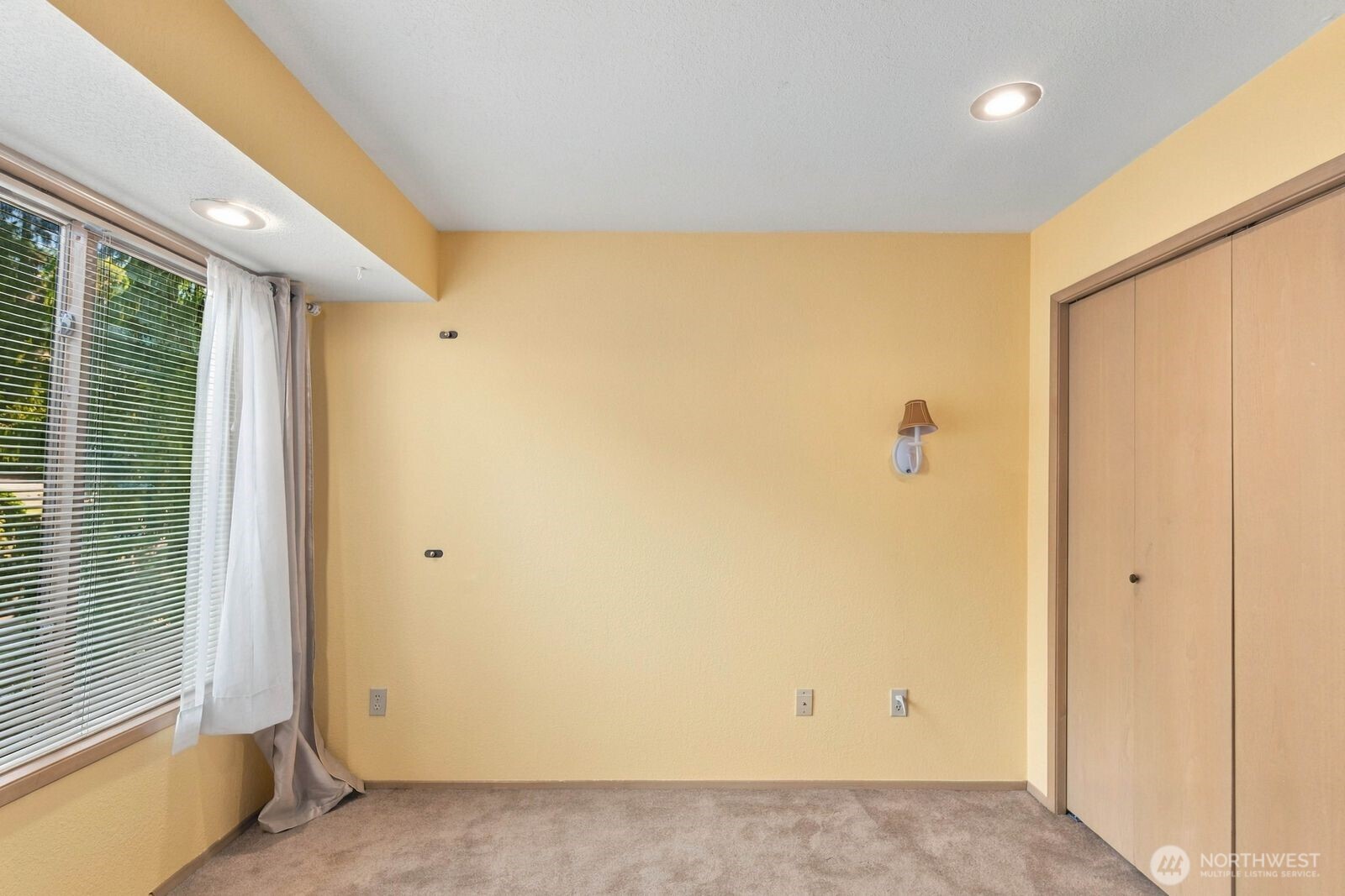 6922 N Meadowdale Road Property Photo 15