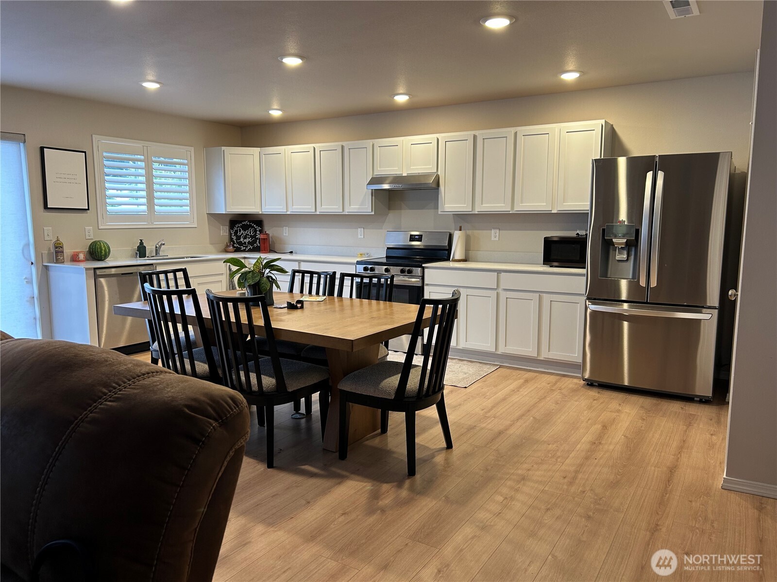 1275 Etna Place Property Photo 3