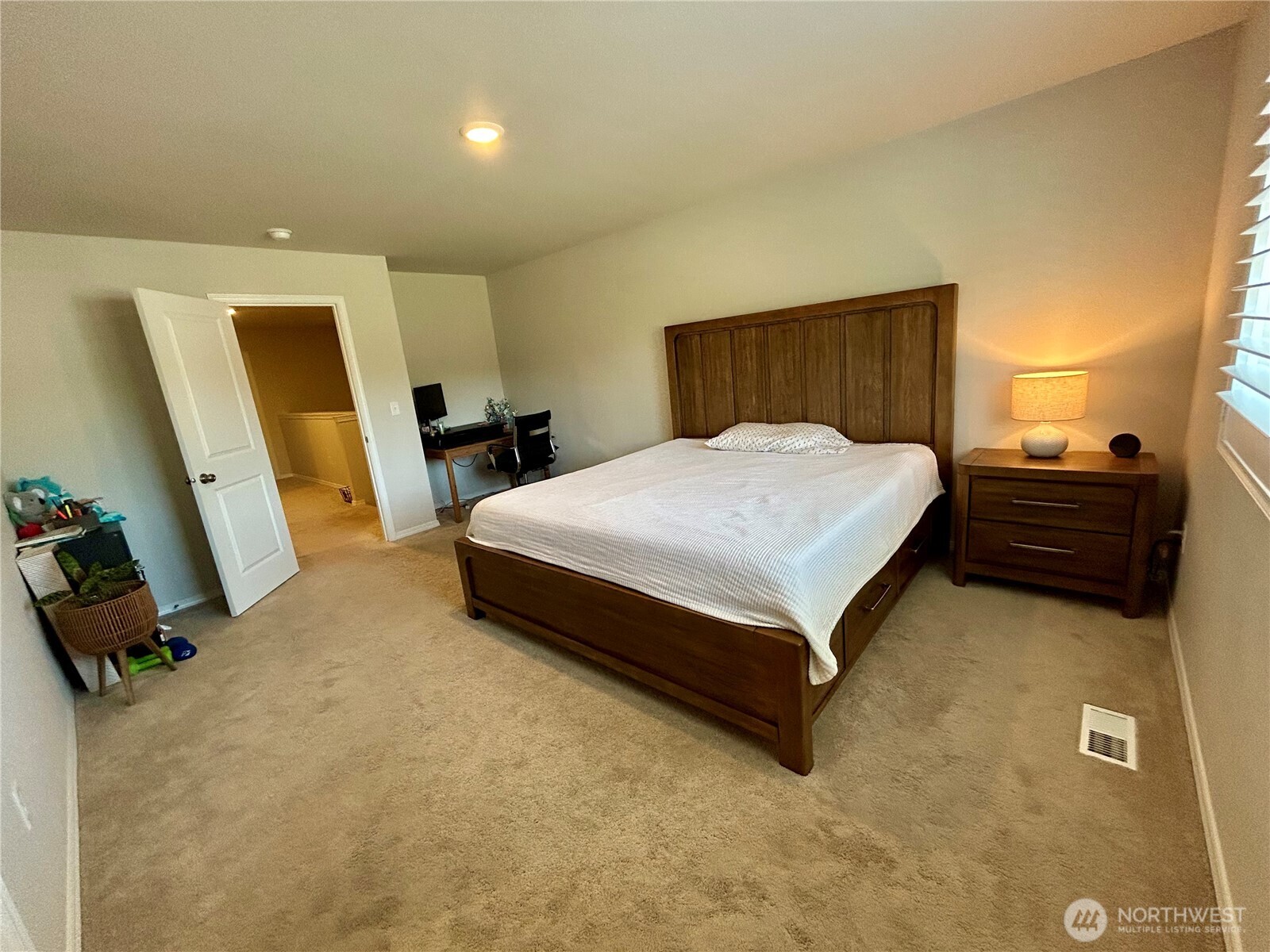 1275 Etna Place Property Photo 7