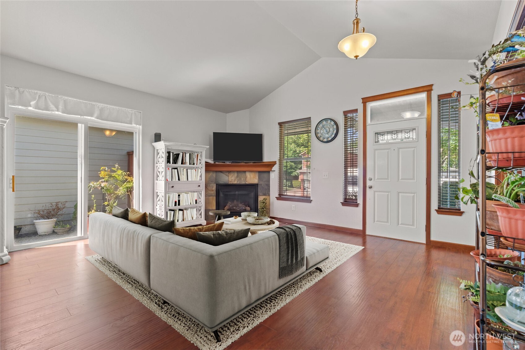 4708 Durham Street Property Photo 8