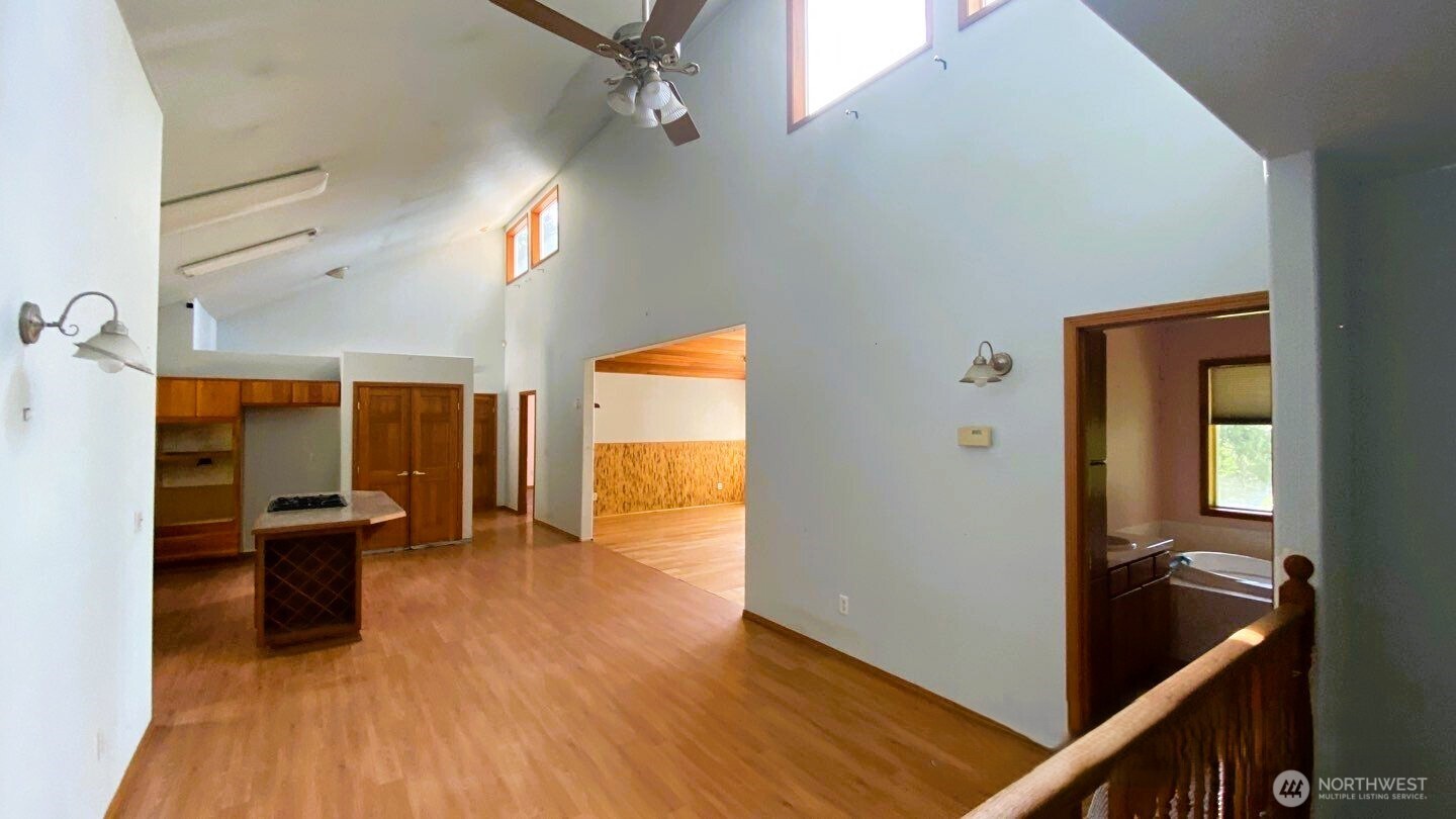 8418 358th Street Property Photo 2
