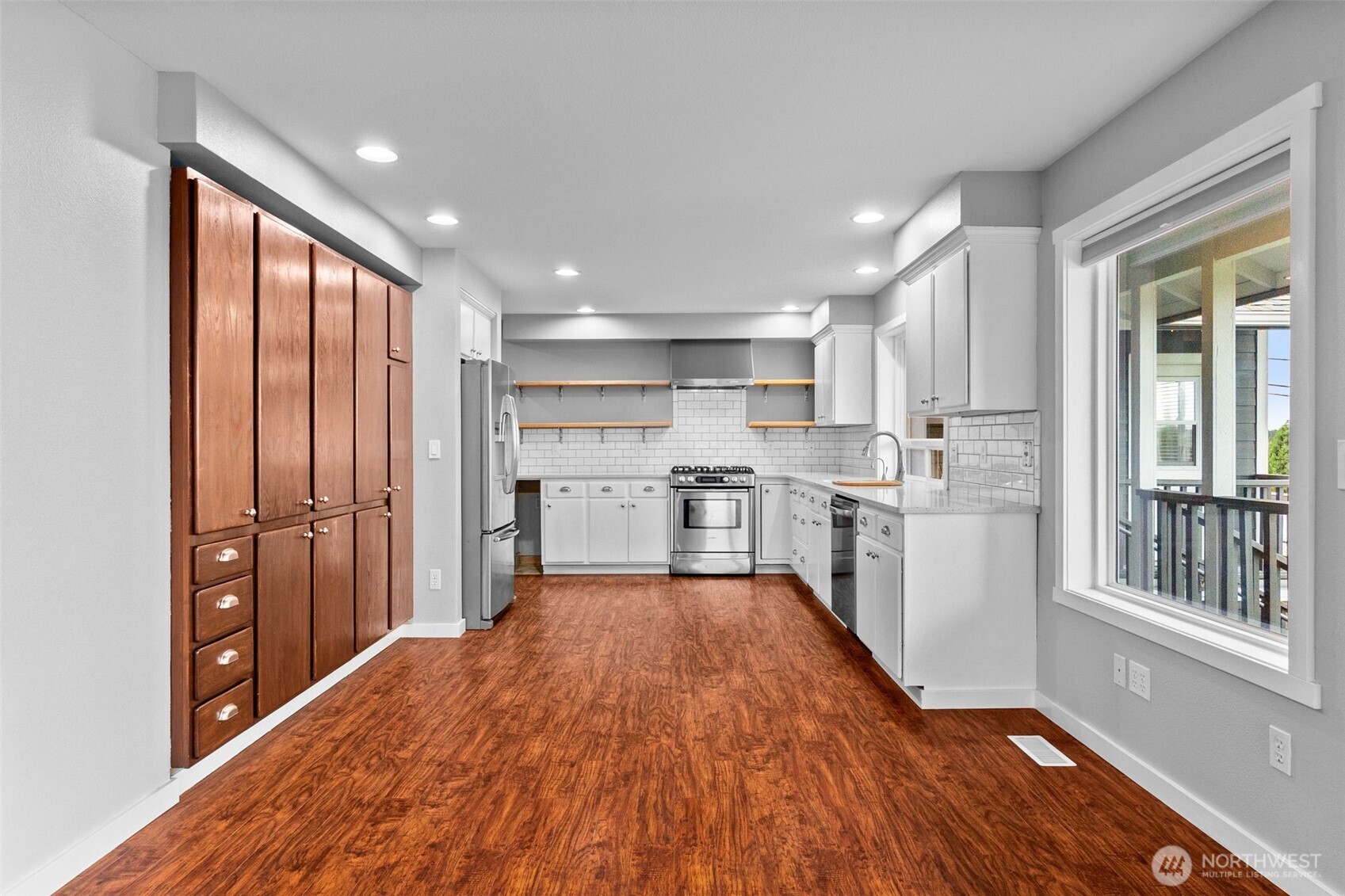 2025 5th Street Property Photo 12