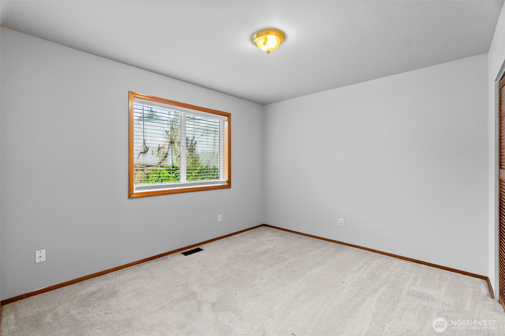 2025 5th Street Property Photo 29