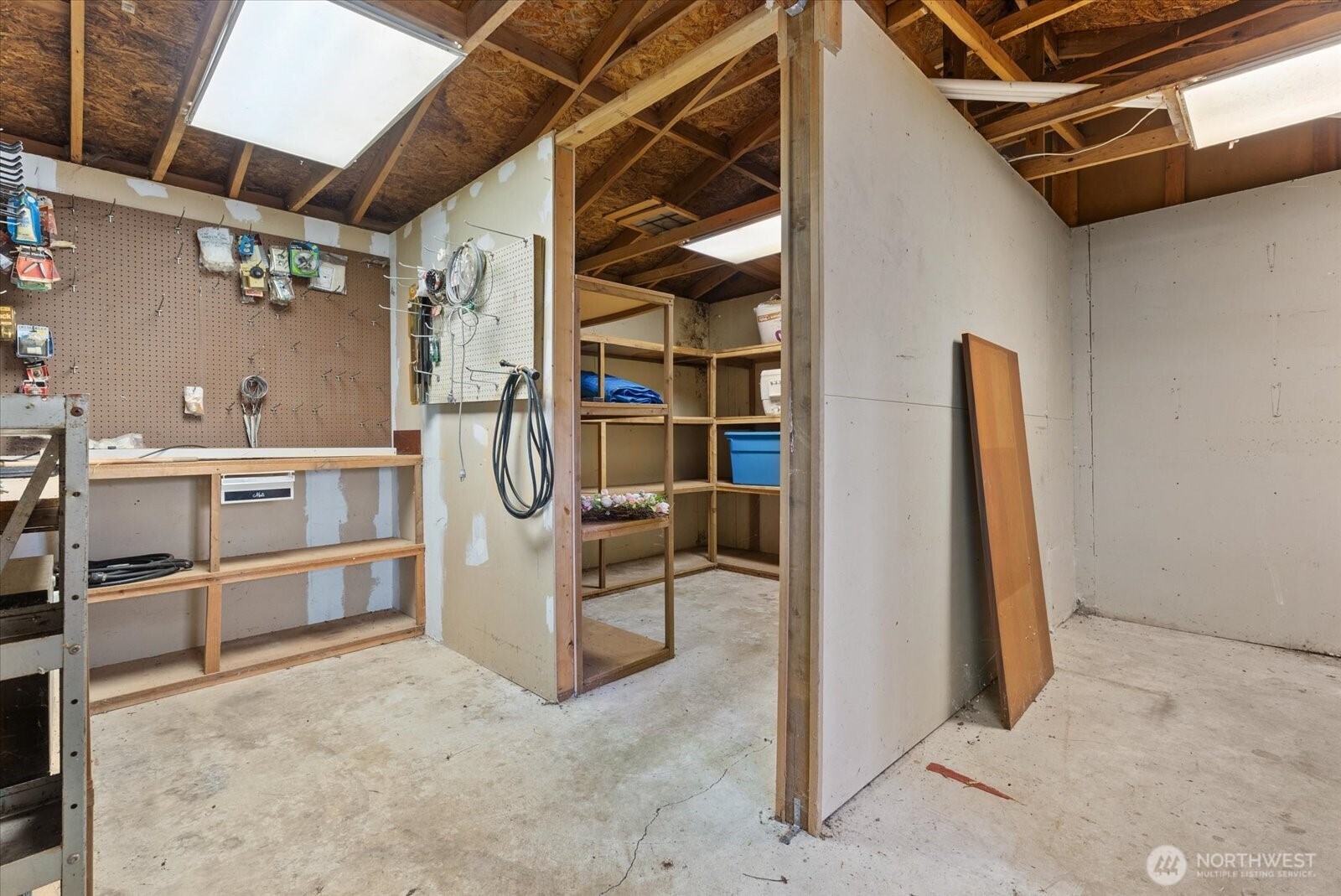 4306 Brookdale Road Property Photo 30