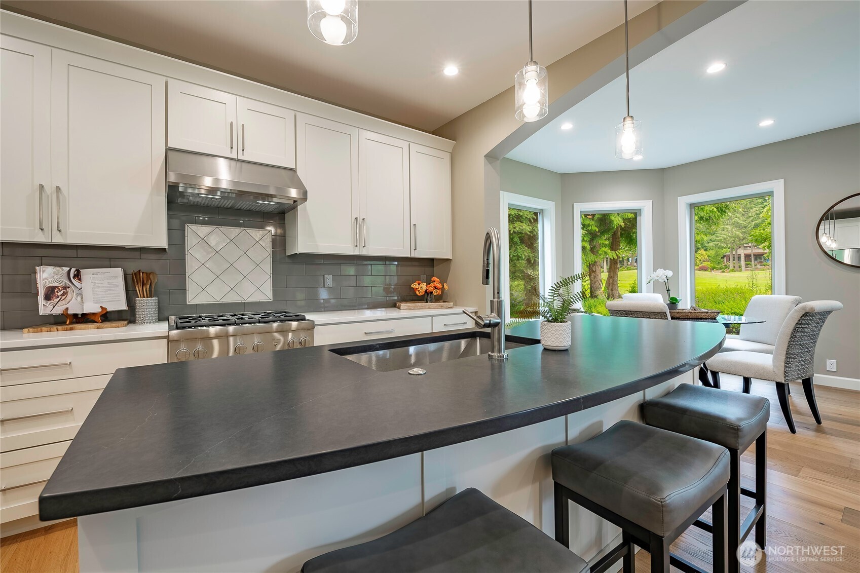 8784 Goshawk Road Property Photo 16