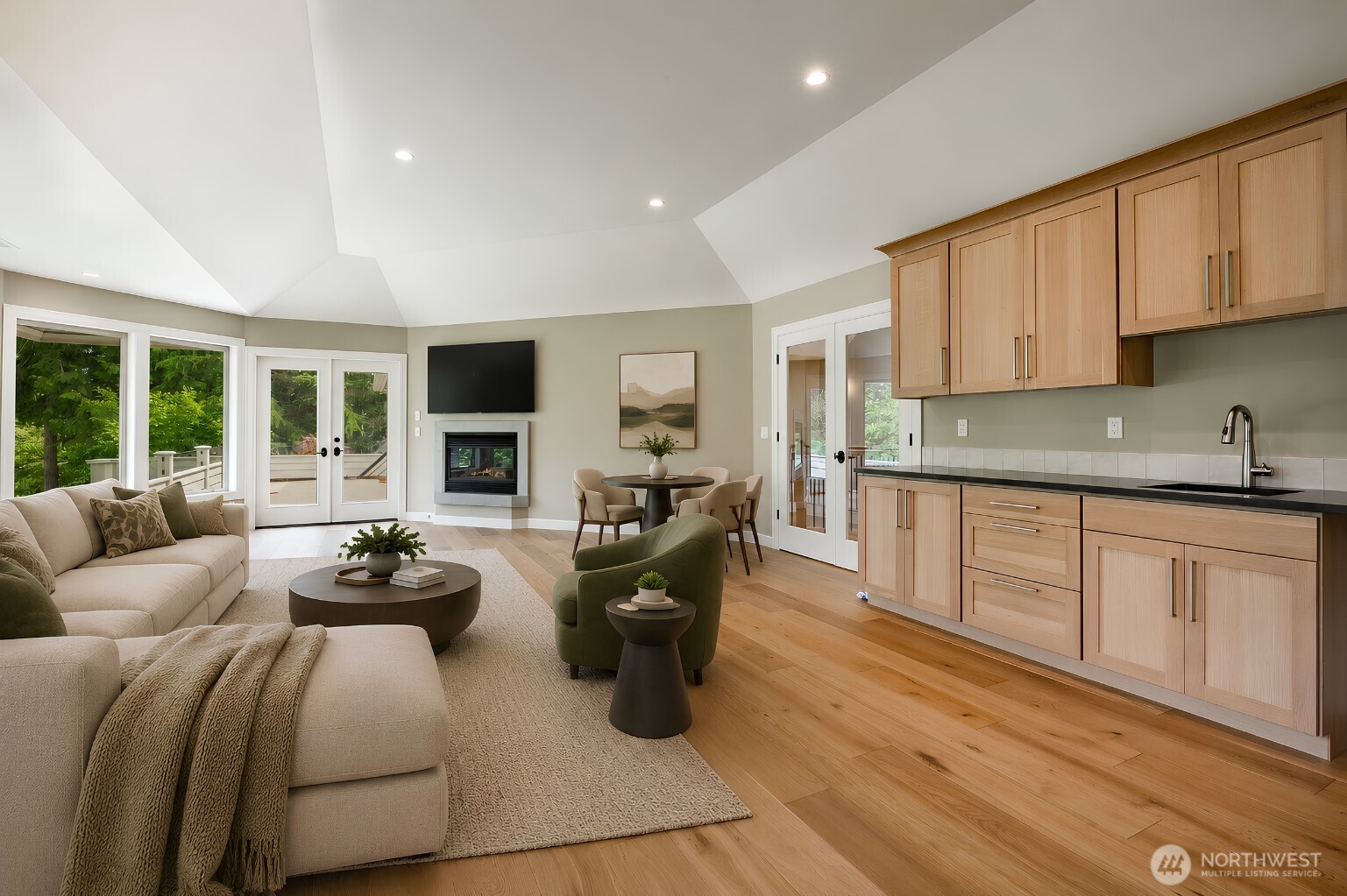 8784 Goshawk Road Property Photo 34