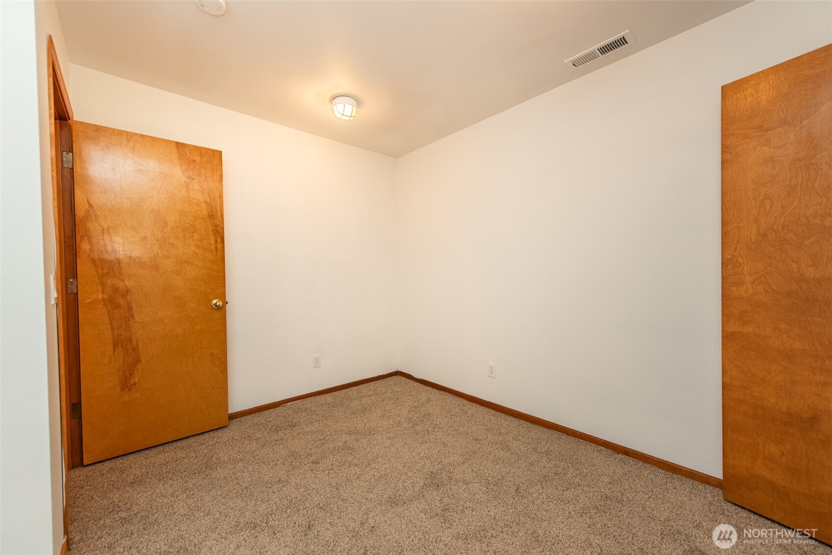 102 New Haven Lane Property Photo 23