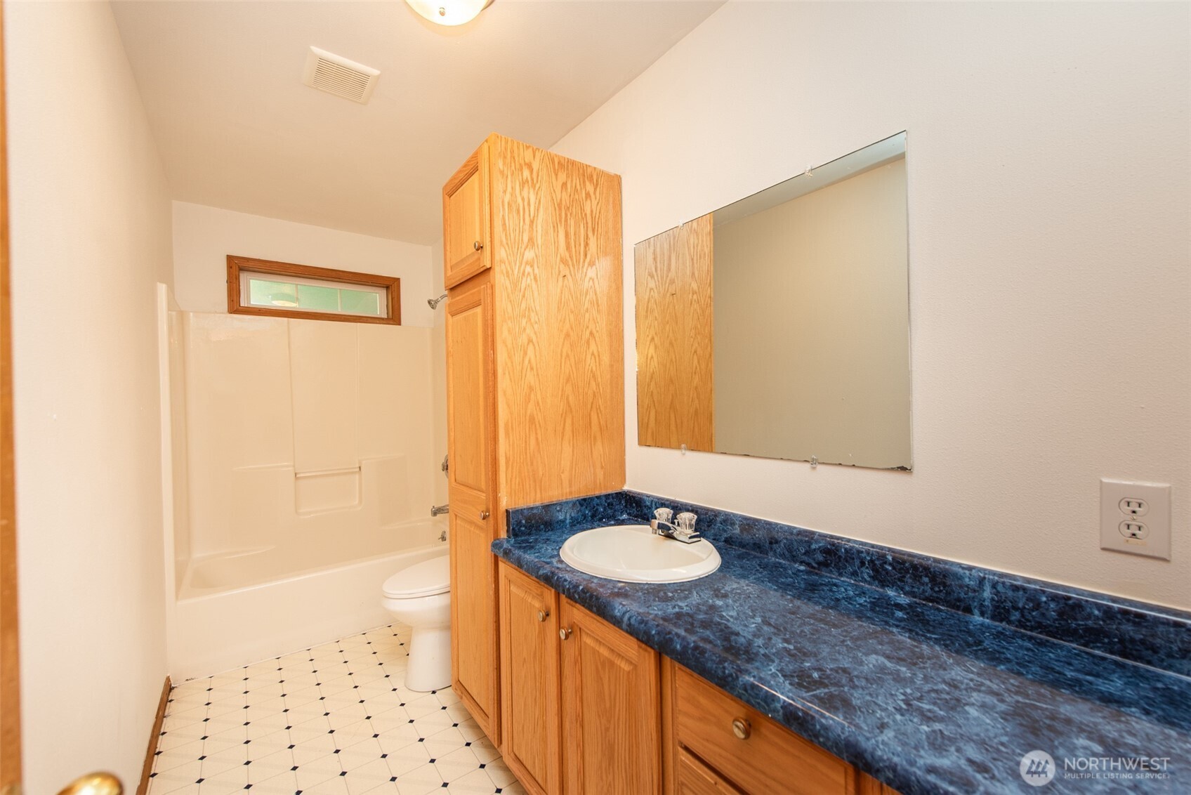 102 New Haven Lane Property Photo 24
