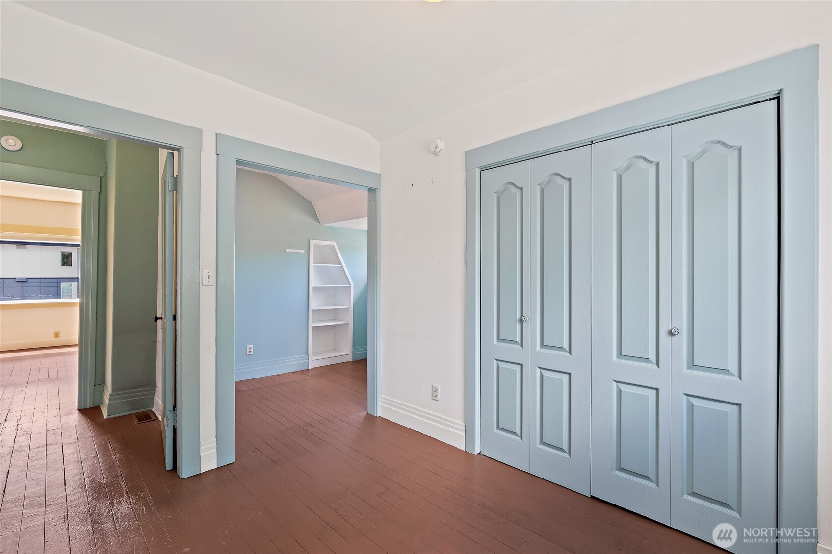 2902 S Jackson Street Property Photo 14