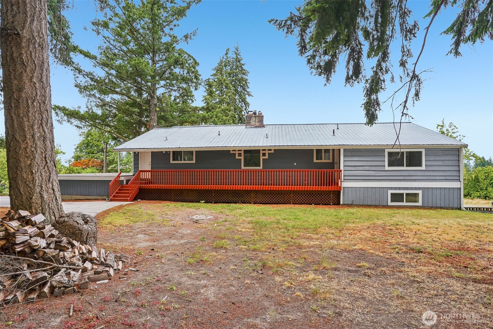 711 Galloway Street Property Photo 33