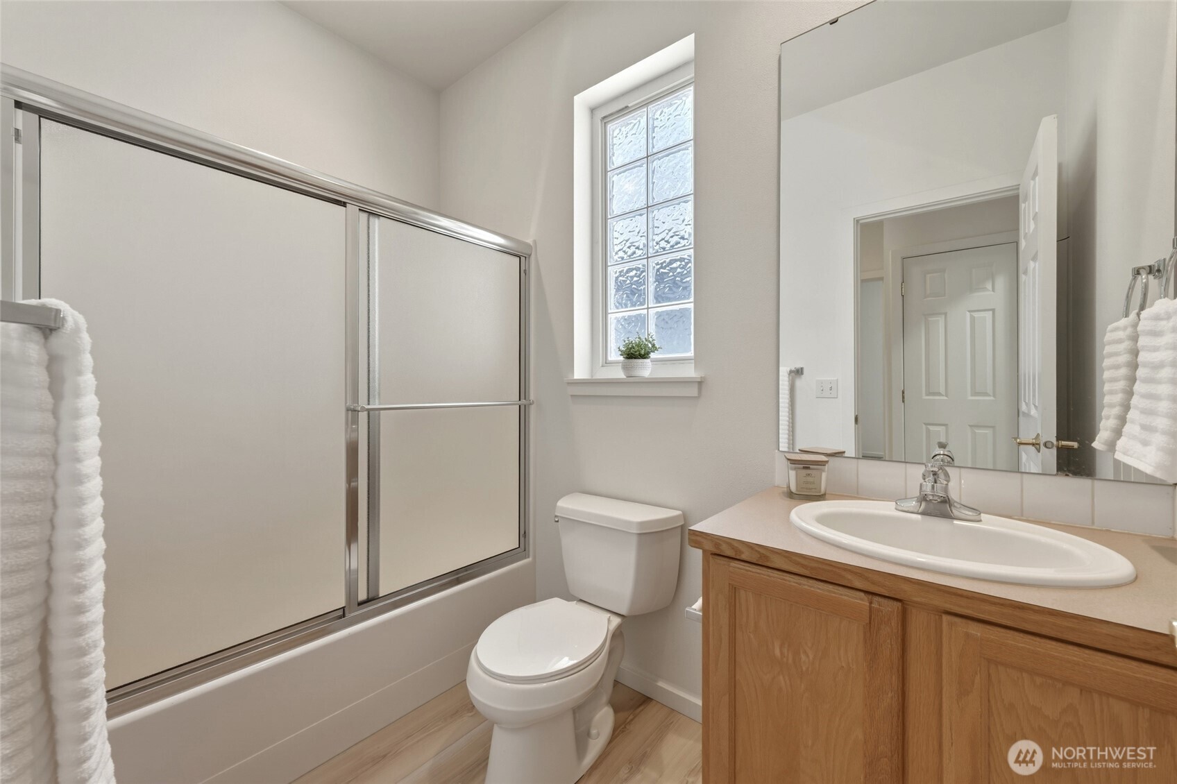 875 Se Creekside Drive Property Photo 15