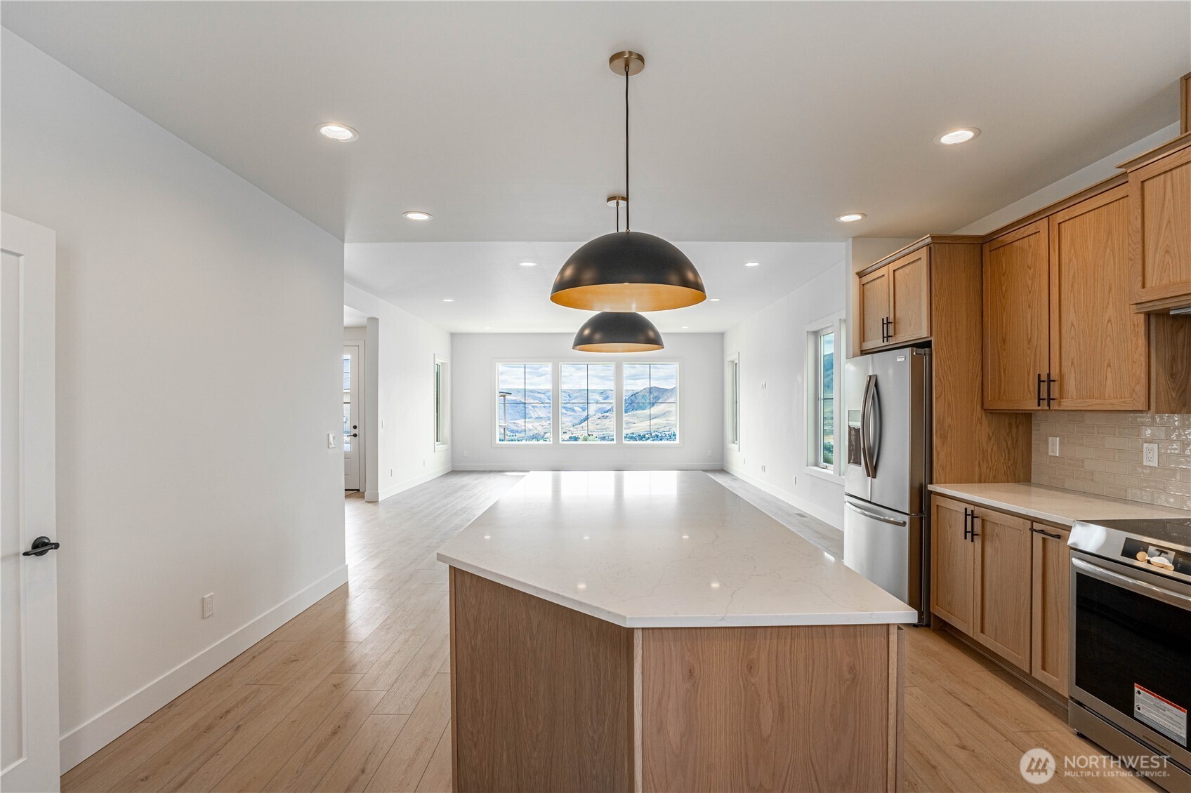 922 Long Drive Property Photo 15