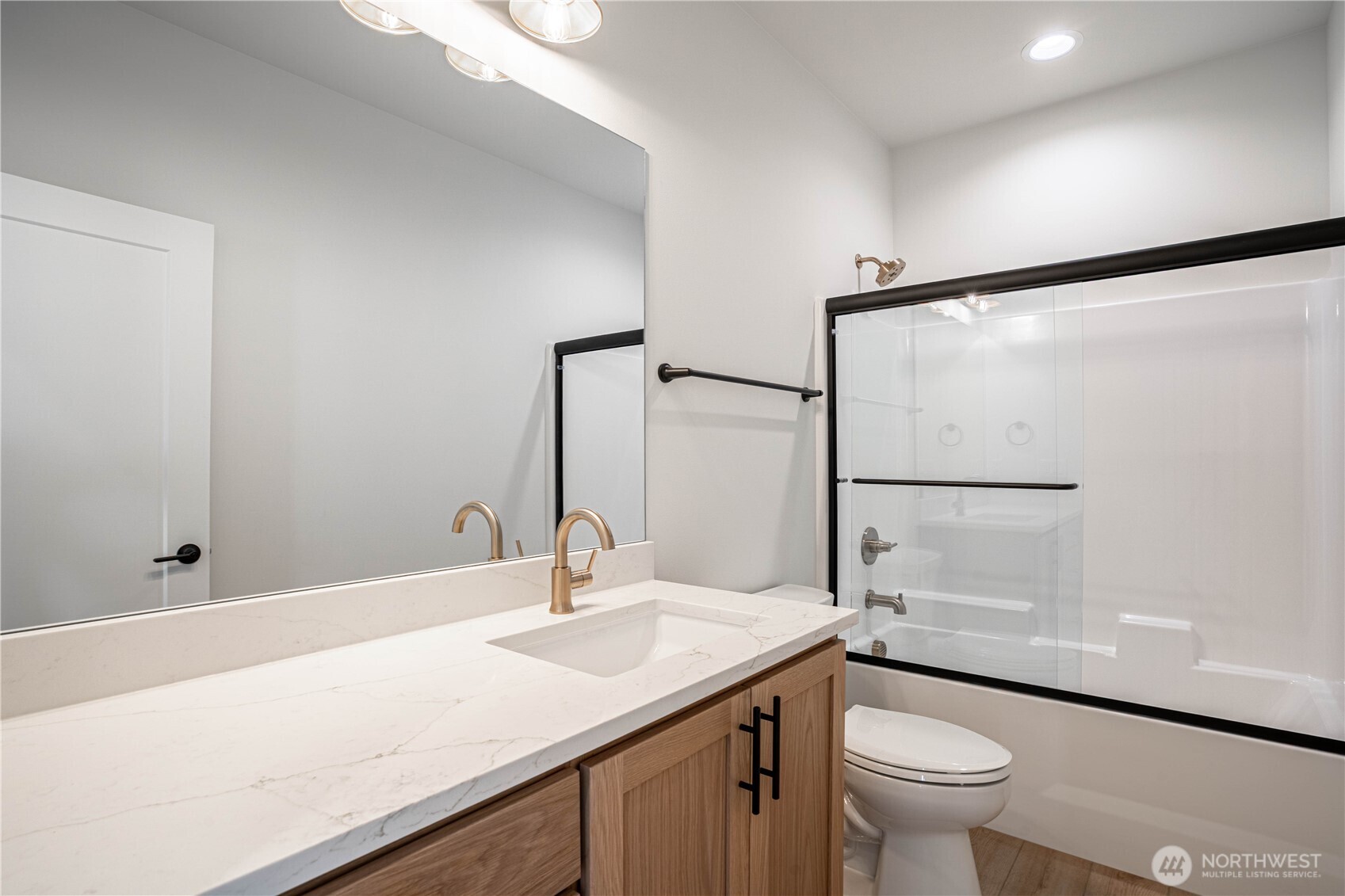 922 Long Drive Property Photo 29
