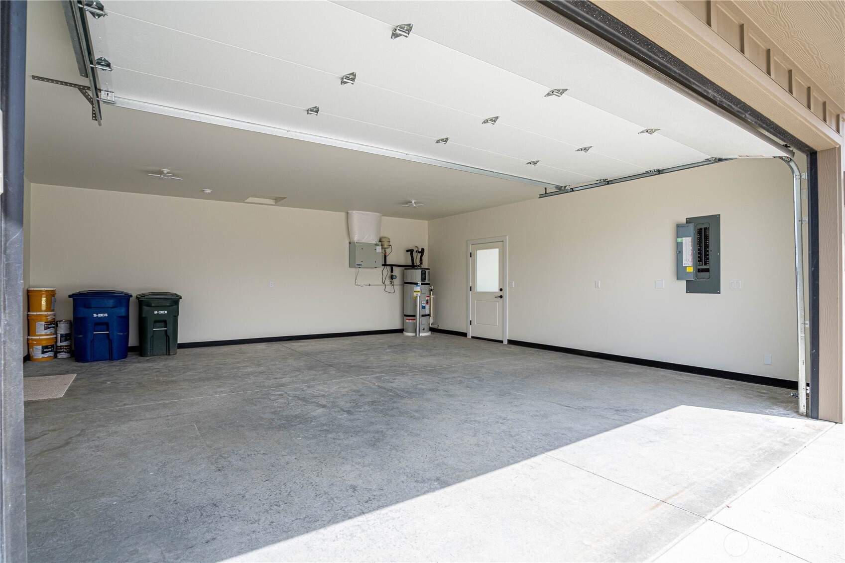 922 Long Drive Property Photo 37