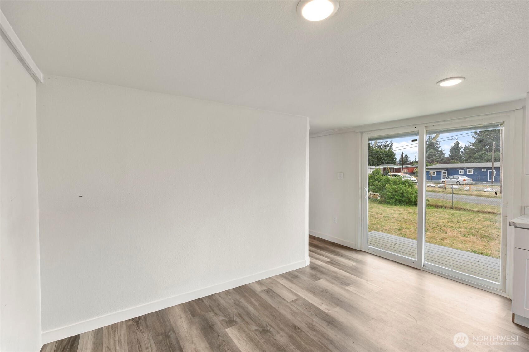 6411 201st Avenue 21 Property Photo 8