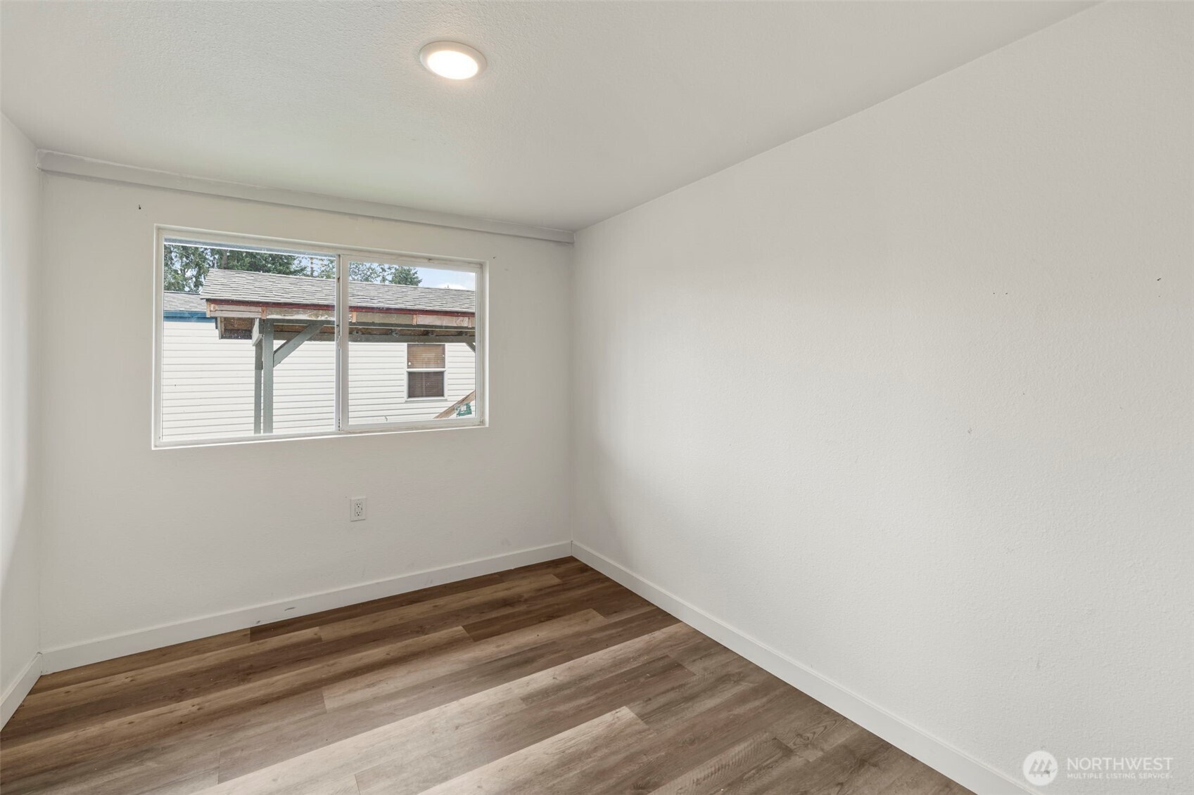 6411 201st Avenue 21 Property Photo 9