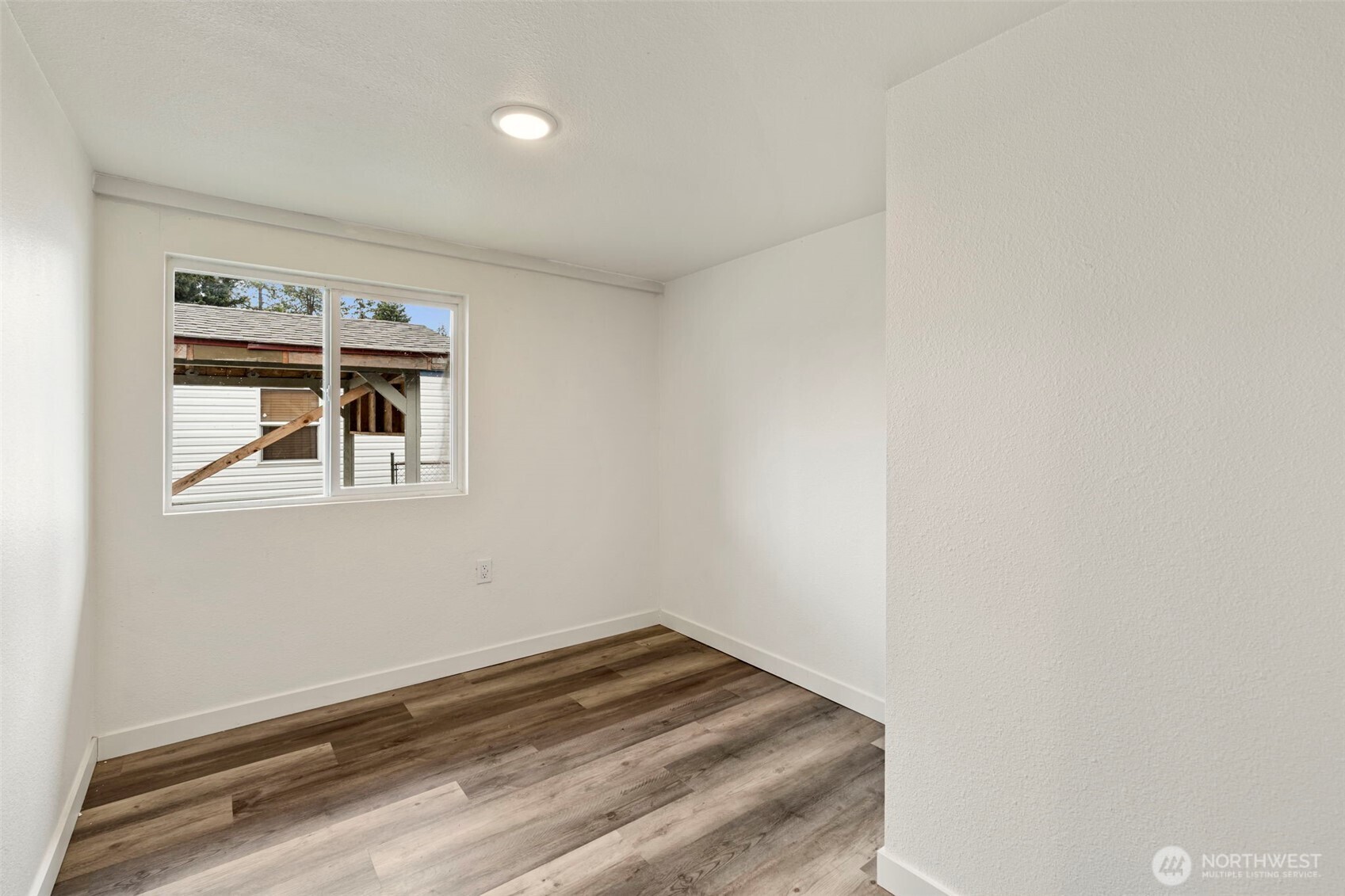 6411 201st Avenue 21 Property Photo 11