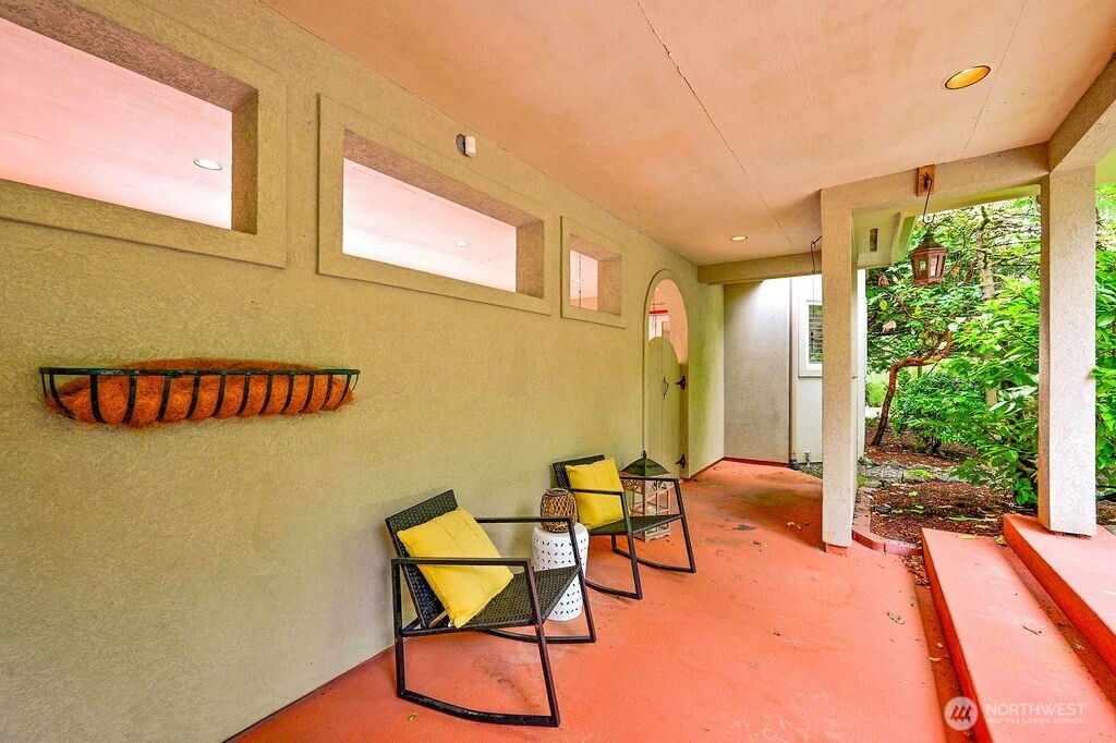 43 Windsor Lane Property Photo 2