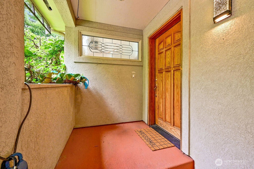 43 Windsor Lane Property Photo 3