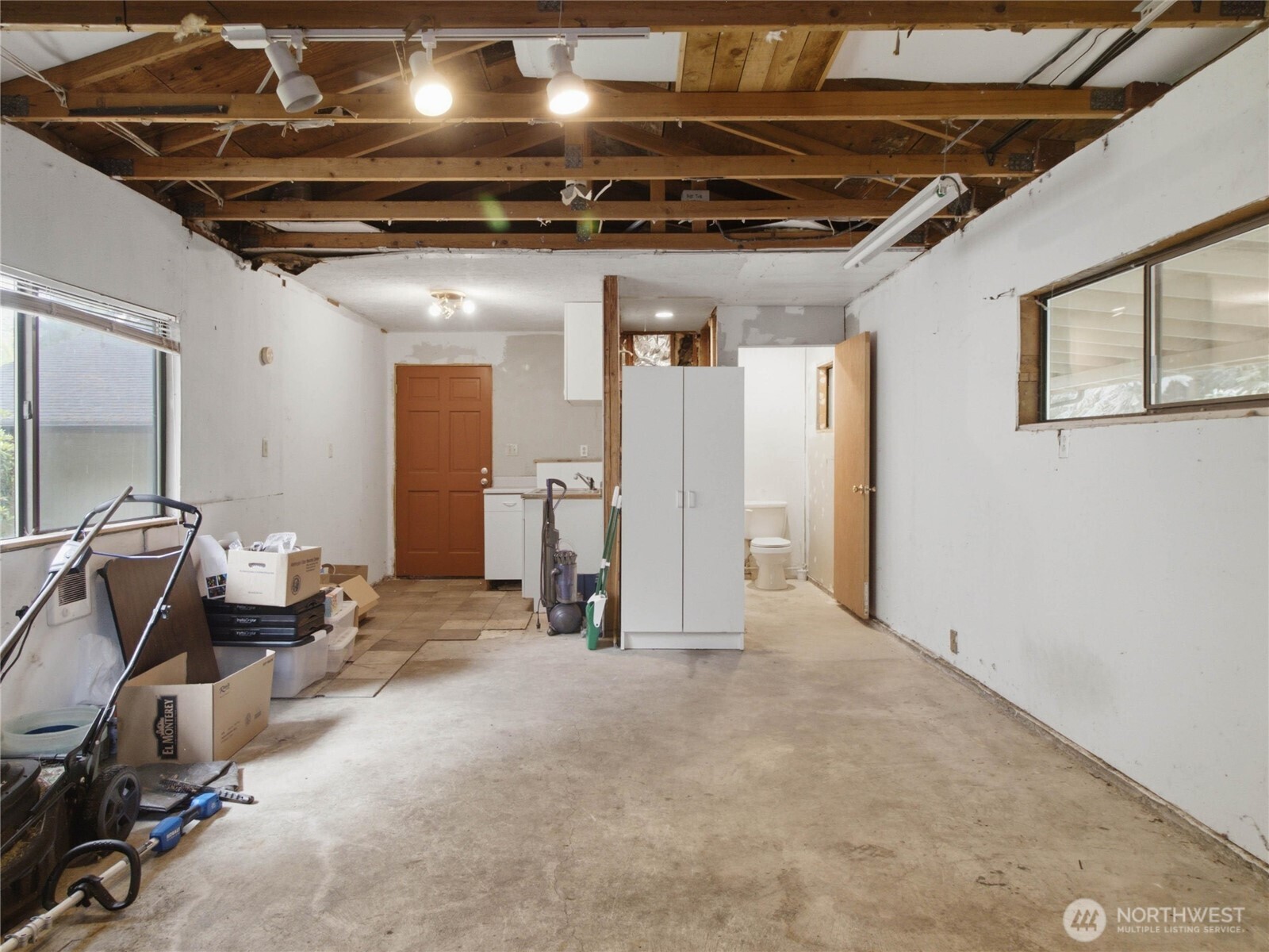 7836 Tanwax Drive Property Photo 32