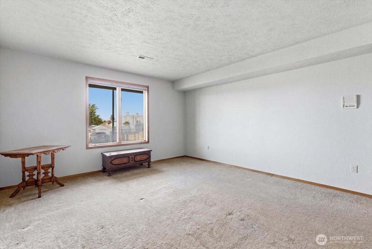 607 Brace Property Photo 29