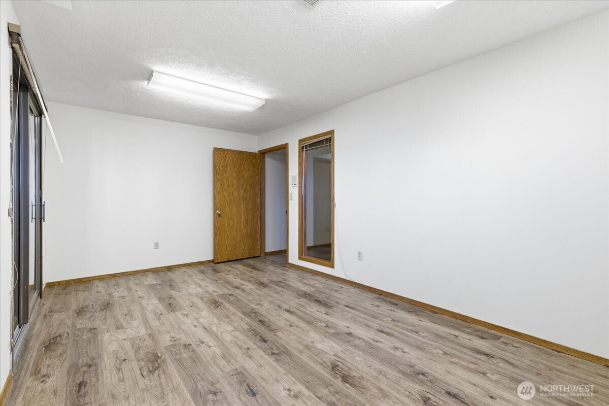 607 Brace Property Photo 31